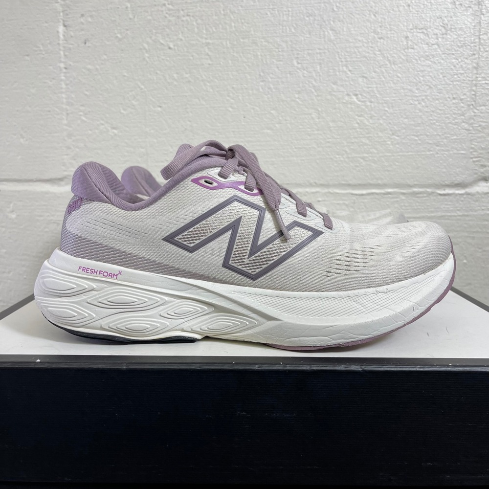 New Balance Fresh Foam X 880v15 W880E15 Beige Purple Running Shoes Womens 7.5 B
